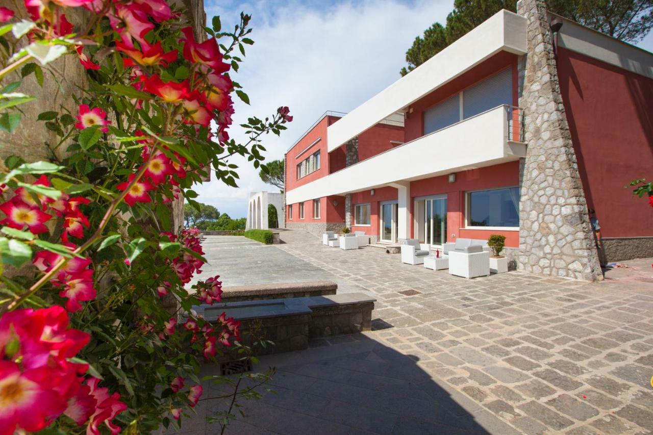 Villa Mambrini Sorrento Exterior photo